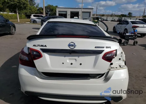 2018 Nissan Altima 2.5 from USA, damaged, VIN 1N4AL3AP1JC299982